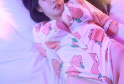 "热议明星访谈：新剧背后的故事"