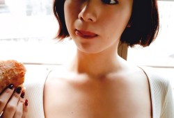 《天堂的张望》：探讨人性与救赎的影视力作