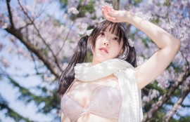 《2023年最新票房排行榜：热门影视推荐》