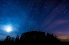 《抖音热播剧评：情感与现实的碰撞》
